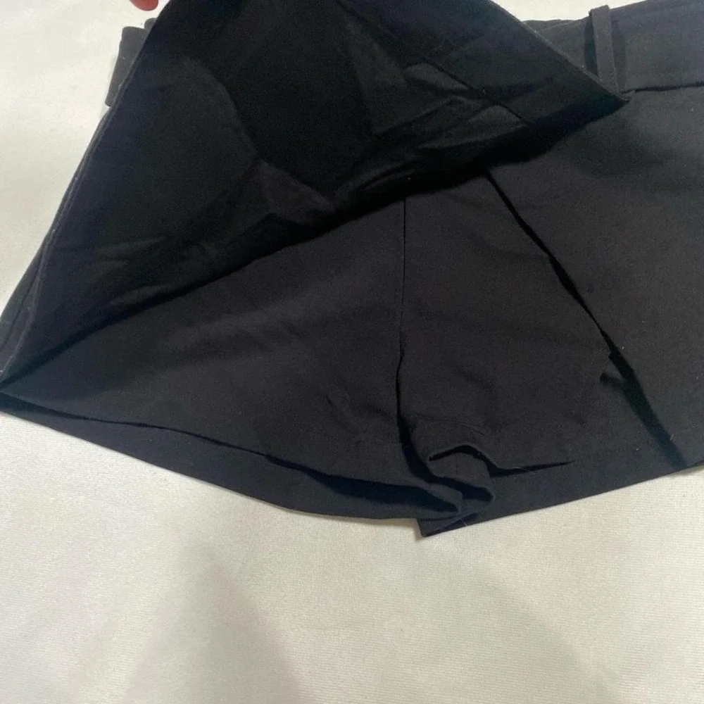 XS – Steele Black Belted Skort / Mini Skirt Shorts‎ – High Waisted, Dressy, Y2K